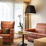 Golfhotel Les Hauts De & Hotell Gstaad