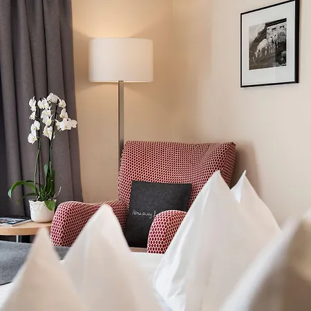 Hotel Golfhotel Les Hauts De & 4*