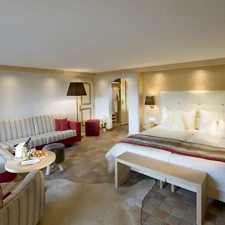 Golfhotel Les Hauts De & 4*