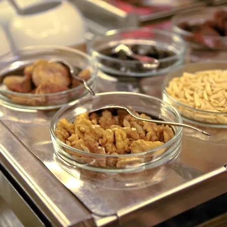 Golfhotel Les Hauts De & Hotel 4*