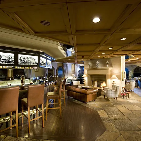 מלון Golfhotel Les Hauts De & 4*