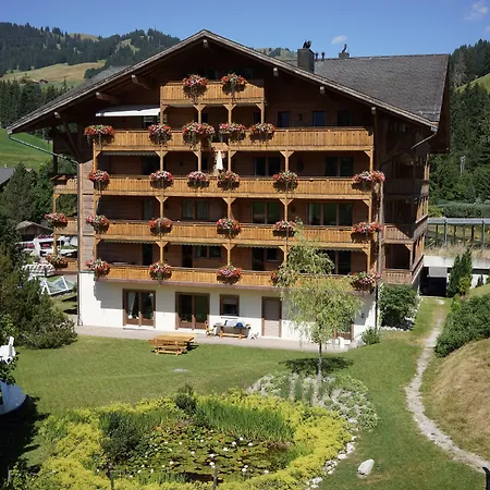 Golfhotel Les Hauts De & 4* גשטאט