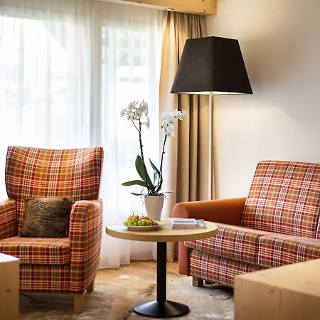 Golfhotel Les Hauts De & Hotel Gstaad